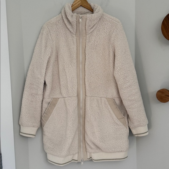 Athleta Tugga Coat size Large Sherpa Coat Natural Size Large - Picture 5 of 10